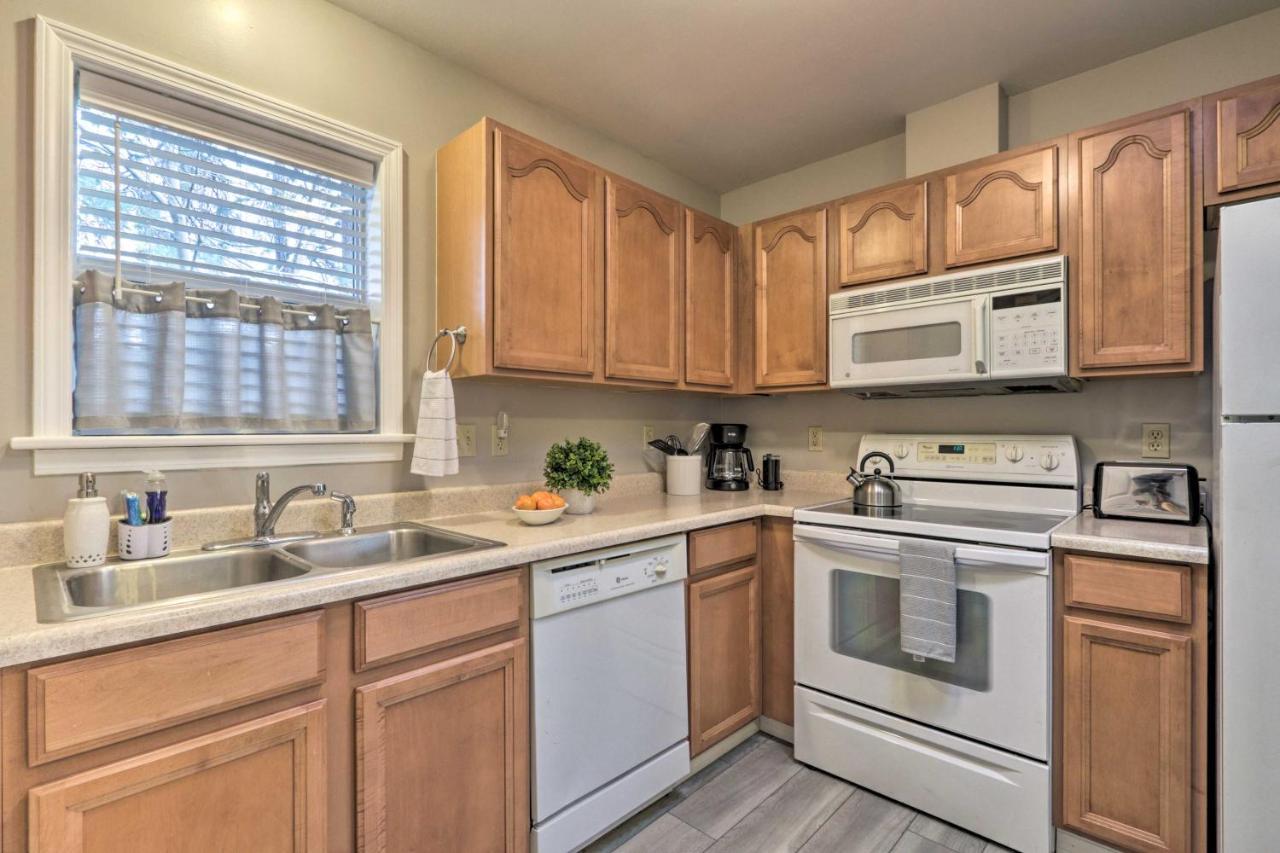 Centrally Located South Hill Apartment With Smart Tv 스포캔 외부 사진